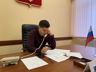 Александр Бондаренко дистанционно пообщался с жителями Ленинского района
